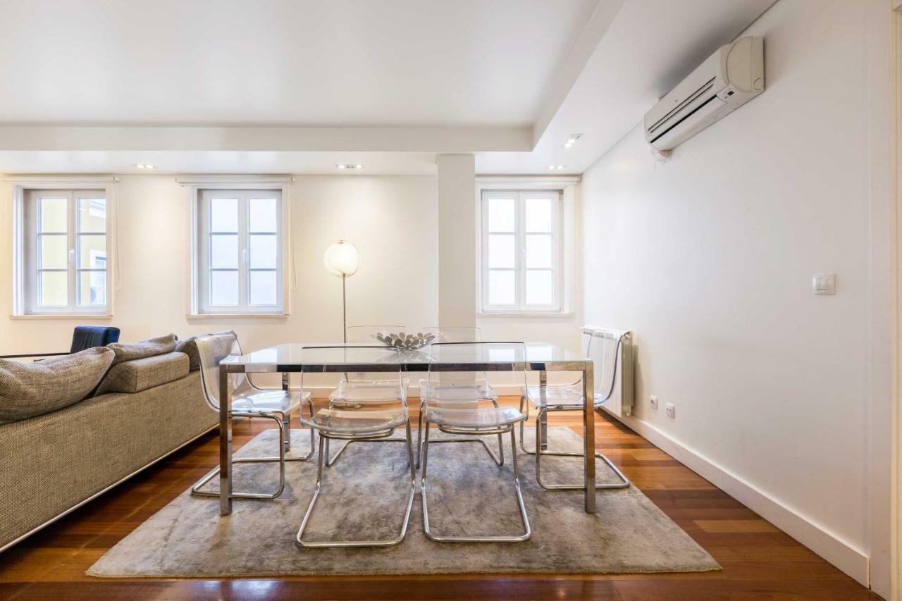 Chiado Deluxe By Architecture Tote Ser *