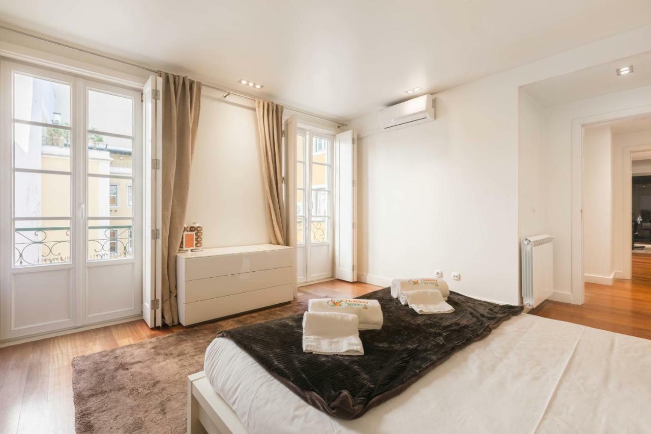 Apartment Chiado Deluxe By Architecture Tote Ser