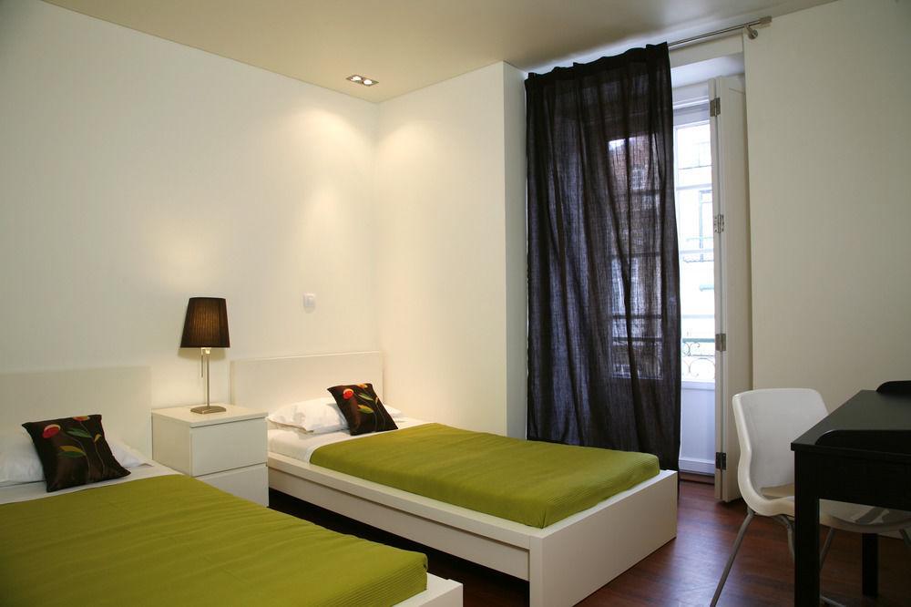 Chiado Deluxe by Architecture Tote Ser *